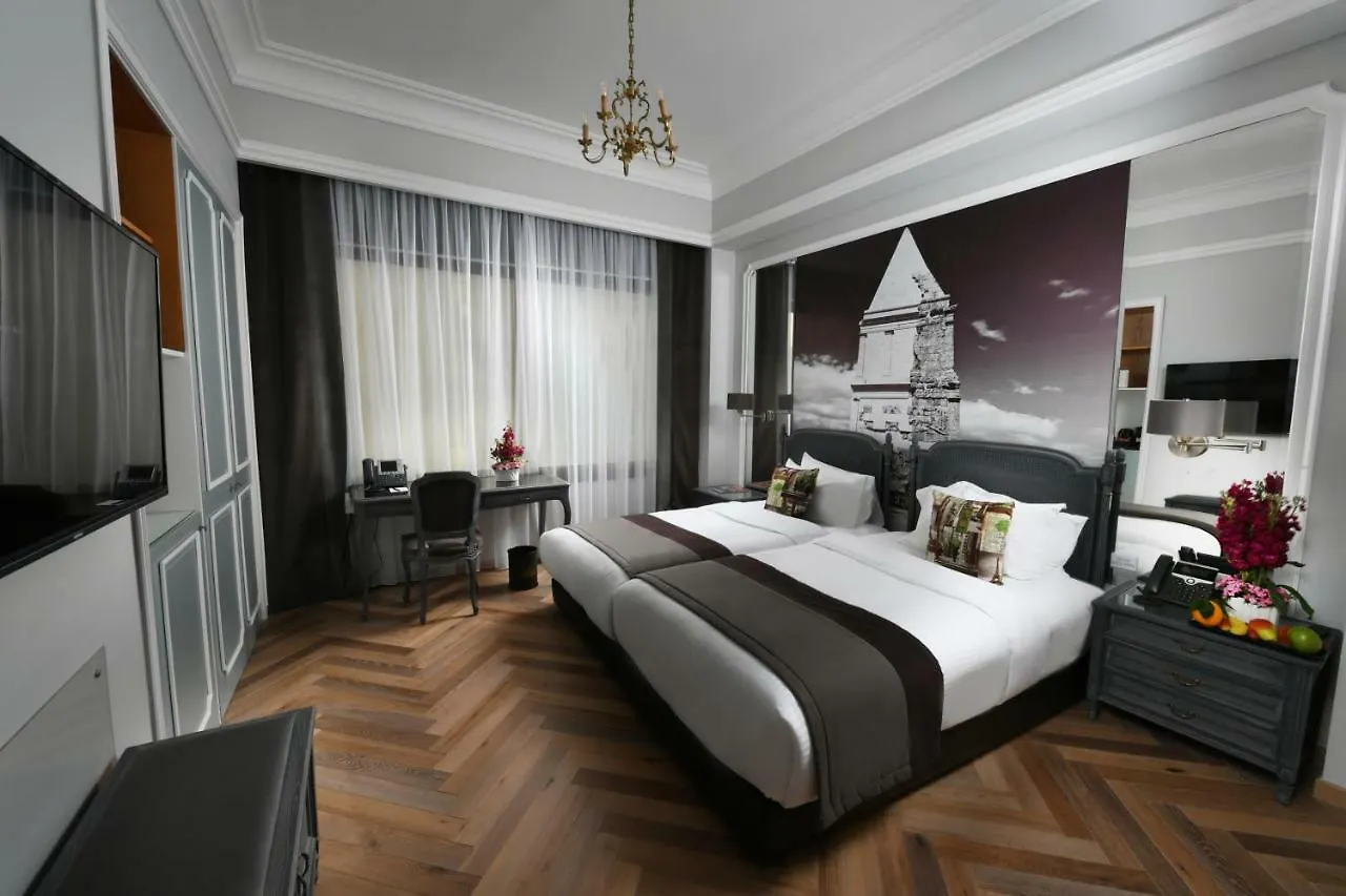 Le Bristol Hotel Beirut 5*,  Lebanon